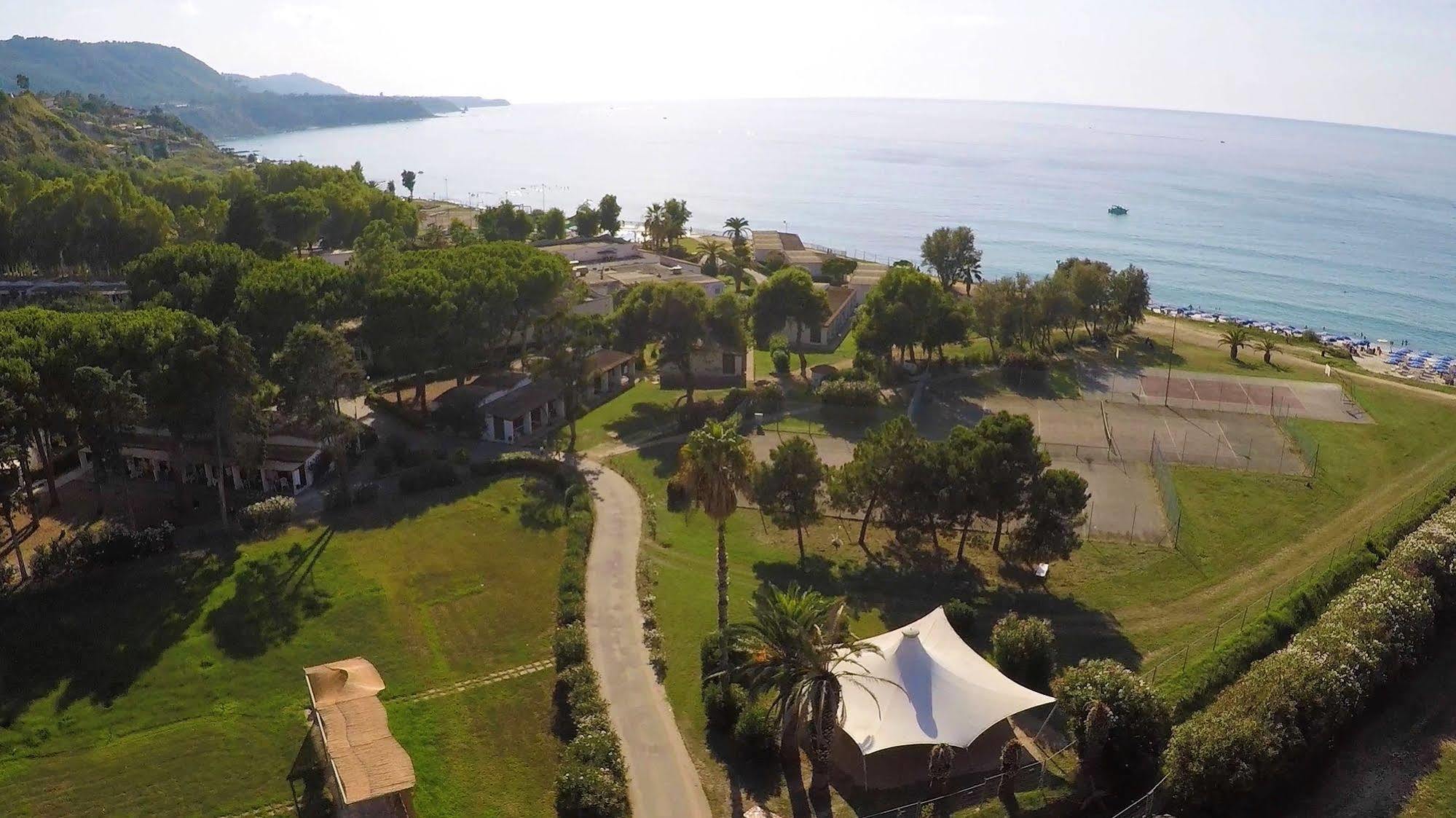 Villaggio Sabbie Bianche Zambrone Exterior foto